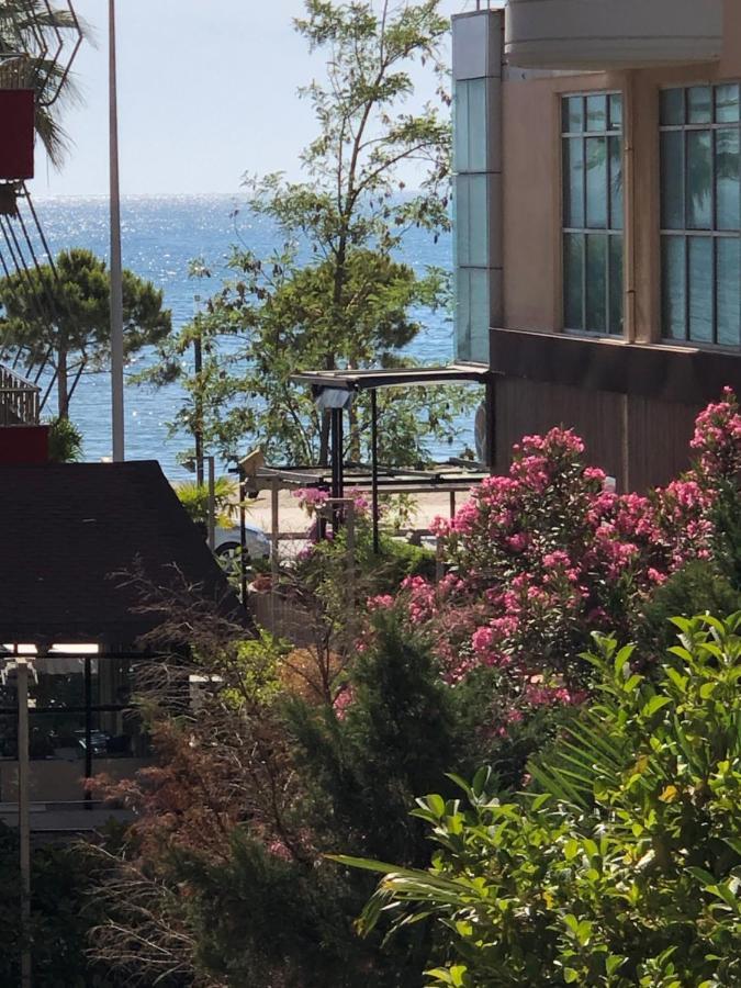 Lungomare Apartment Vlore Exterior photo